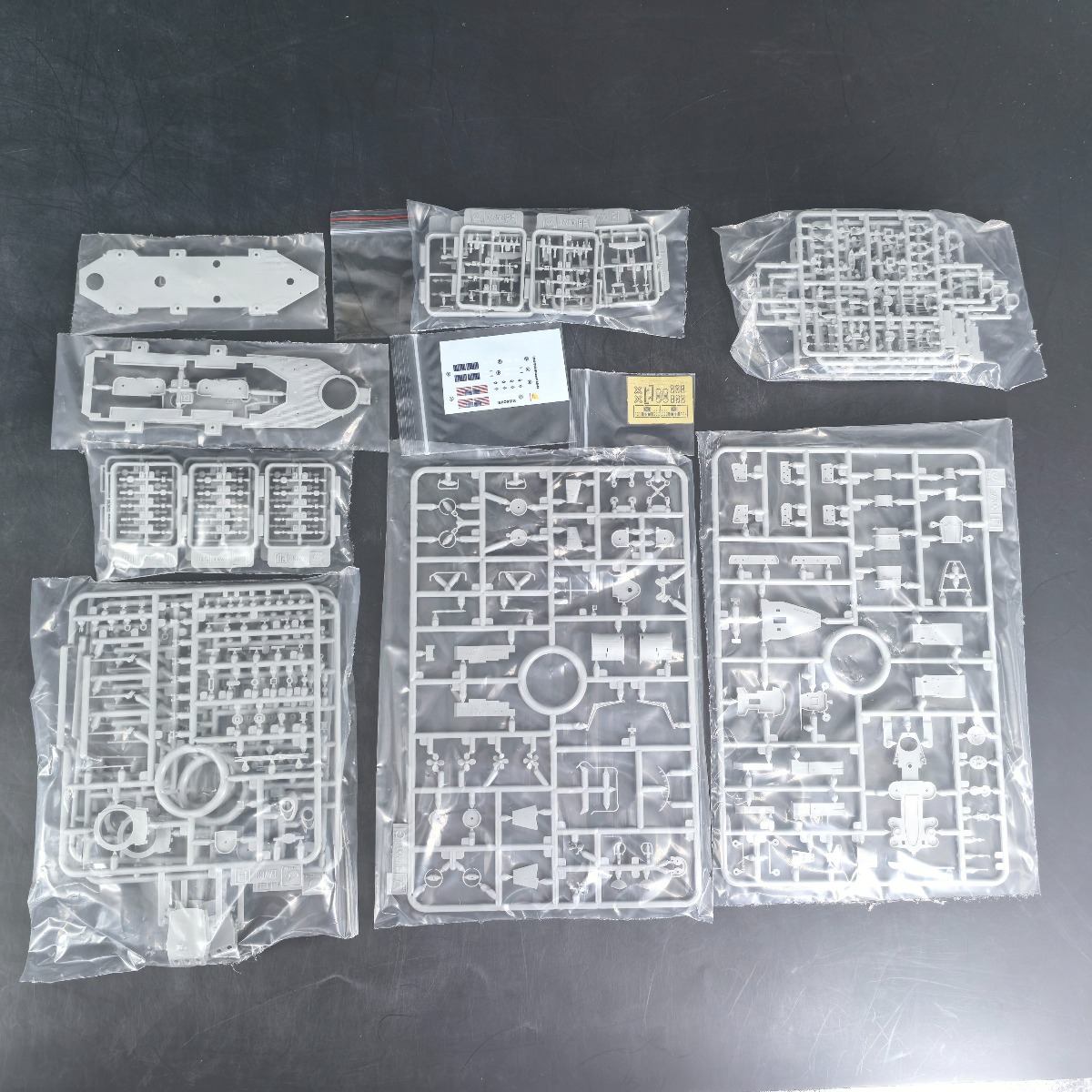 VeryFire VF700909 1/700 USS ミズ - Model Kit Uss Missouri のレビューと価格
