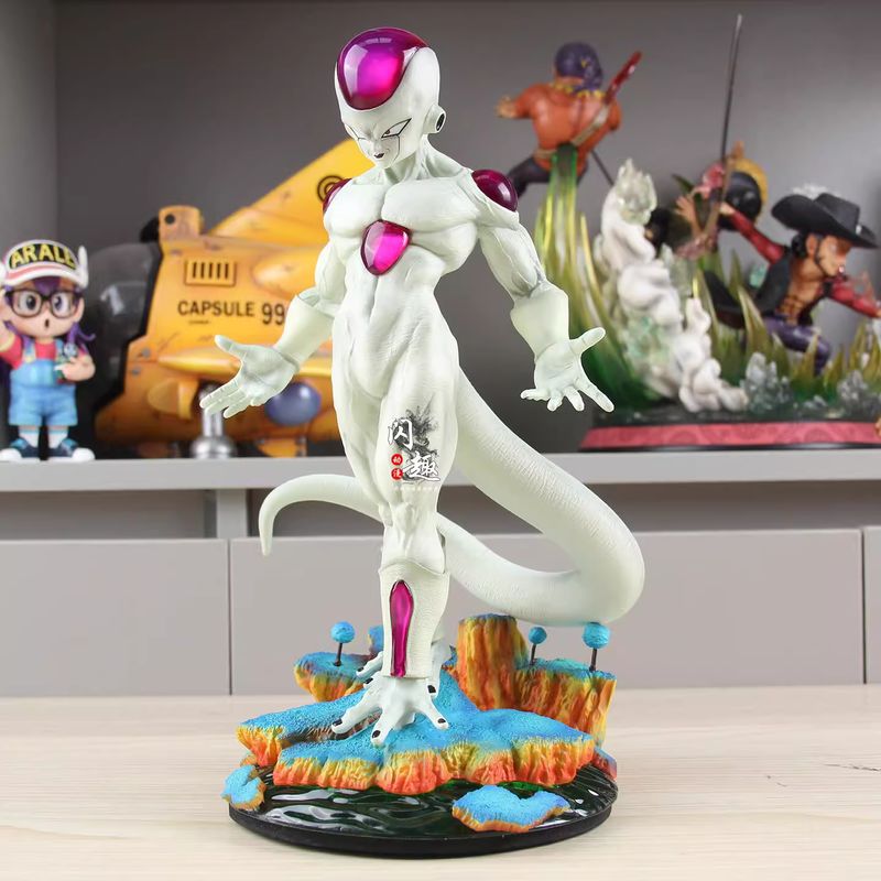 ドラゴンボールZ フリーザ モデル アニメ DBZ 超サイヤ - Model Kit Frieza のレビューと価格