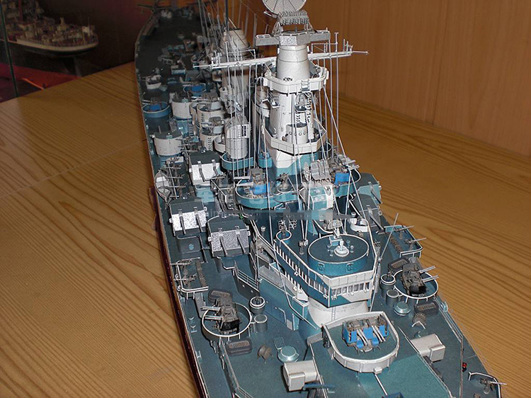 女性のための手作りのおもちゃのパズル,ネイビーラテのラネグラ - Model Kit Uss Missouri のレビューと価格