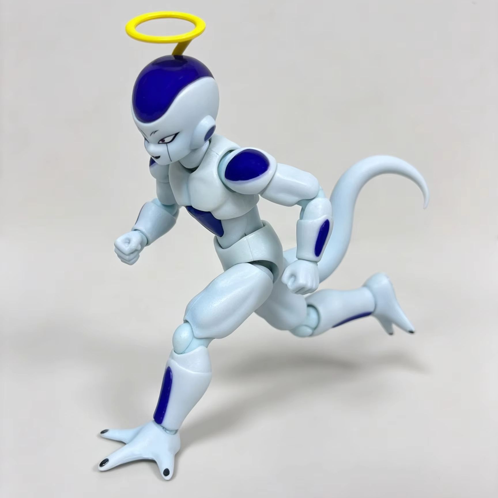 バンダイ SHF ドラゴンボール フリーザ第四形態 アクショ - Model Kit Frieza のレビューと価格