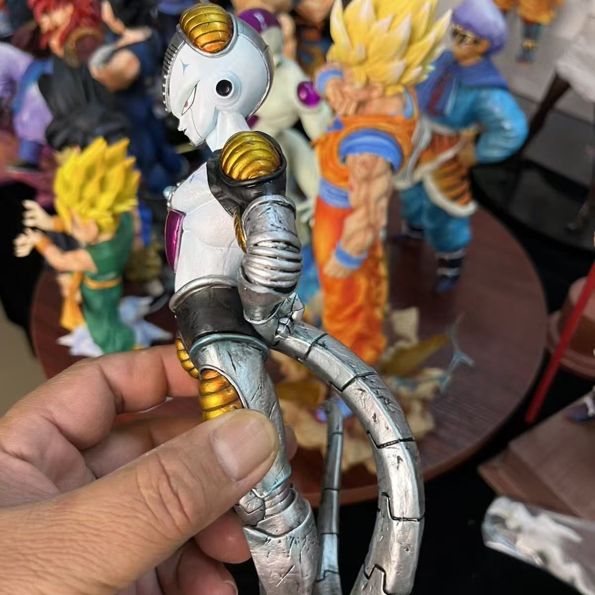 ドラゴンボールアニメメカフリーザアクションフィギュア、18c - Model Kit Frieza のレビューと価格