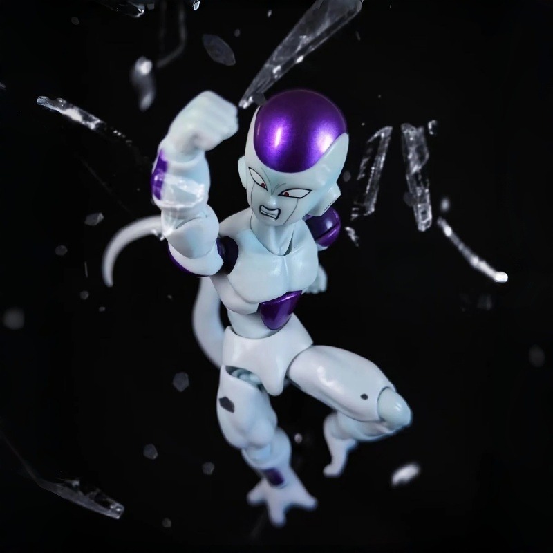 オリジナルバンダイ S.H.Figuarts ドラゴンボール - Model Kit Frieza のレビューと価格