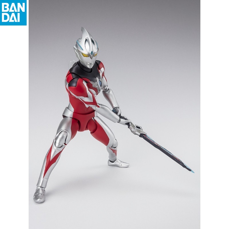 バンダイ SHF ウルトラマンアーク アクションフィギュア  - Model Kit Ultraman のレビューと価格