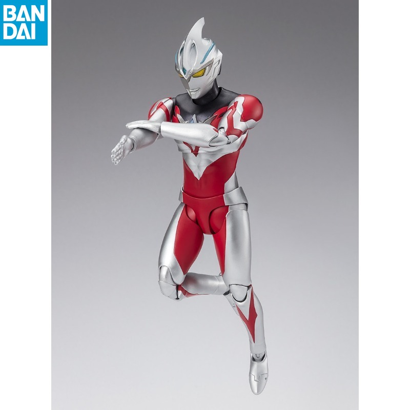 バンダイ SHF ウルトラマンアーク アクションフィギュア  - Model Kit Ultraman のレビューと価格