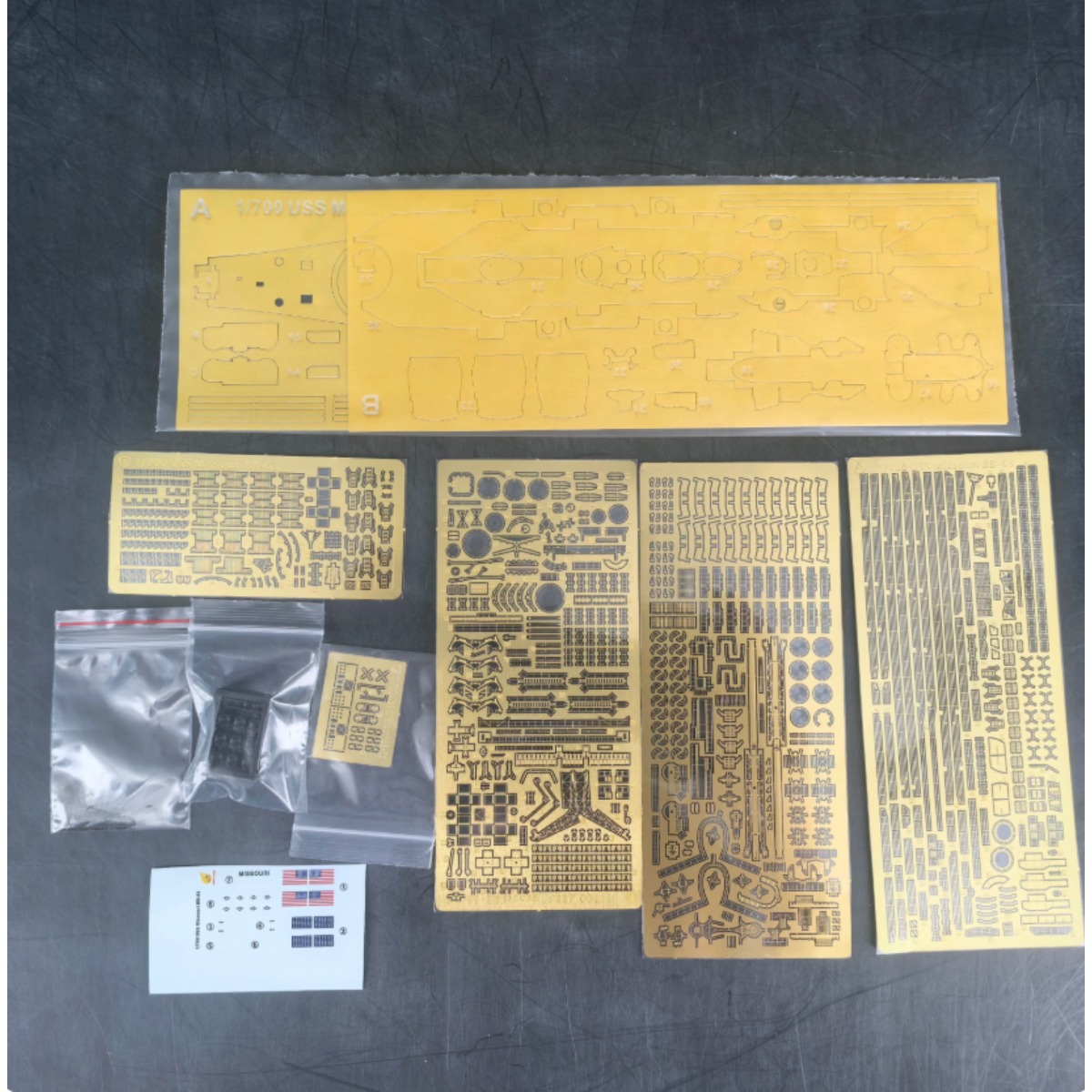 VeryFire VF700909DX 1/700 スケール - Model Kit Uss Missouri のレビューと価格
